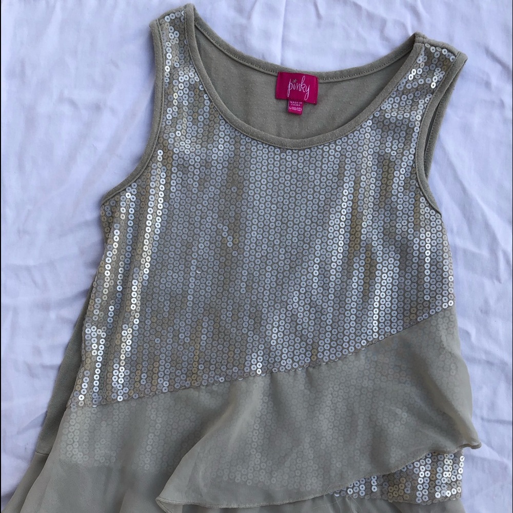 Cute blouse